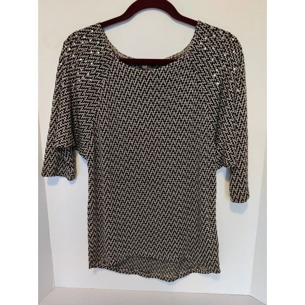 Womens SJS Knit Top Stud Detail on Shoulds and Sleeves Sz M‎
